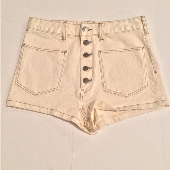 NWT sz 31&30 Free People Bridgette shorts, ecru - Picture 2 of 7